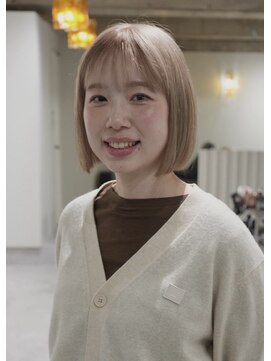 トイロ(TOIRO) ハイトーンボブ