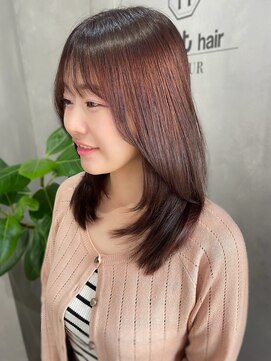 オーストヘアー リュウール(Aust hair Lueur) ミディアムレイヤー