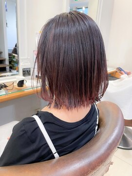 ネオリーブアイム 横浜西口店(Neolive aim) チェリーレッド 切りっぱなしボブ【横浜】w