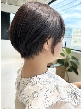 コンティロミー(CONTI ROMMY.) 襟足の束感◎丸み◎大人可愛い◎【シンプルショート】