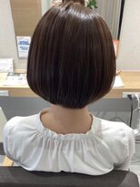 アイディール(:ideal)&nbsp;白髪ぼかしハイライト×ミニボブ[本町/阿波座/立売堀]