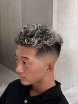 ホワイト(WHITE)&nbsp;極道パーマ/メッシュパーマ/ホワイトメッシュ