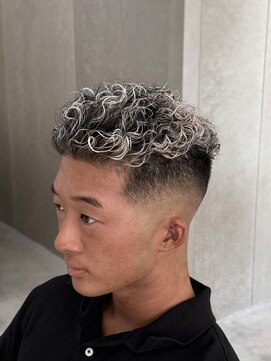 ホワイト(WHITE) 極道パーマ/メッシュパーマ/ホワイトメッシュ