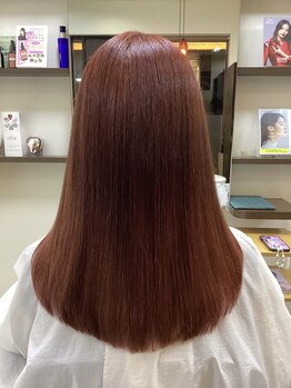ヘアーアンドエステ ジャップス(JAPS)の写真/親しみやすいベテランstylistに何でもご相談ください◎ダメージレスにキレイを手に入れたい方必見サロン★