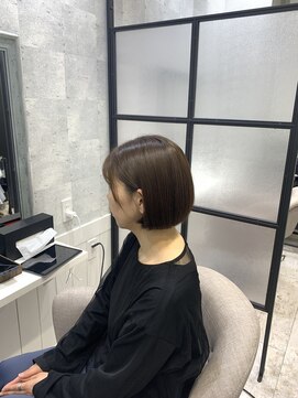 イーズ バイ インス(Yeeee.s by INCE) 白髪ぼかし/白髪改善カラー/ショート/透明感カラー/脱白髪染め