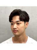 黒髮に色気と抜け感をプラス◎韓国風七三スタイル/毛流れ