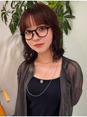 ロング緩めニュアンスパーマ黒髪パーマ女子