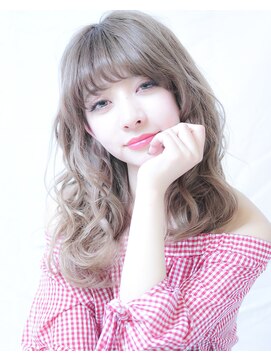 デイズ(days) ゆるふわ感が可愛いホワイトグレージュ透明感カラー
