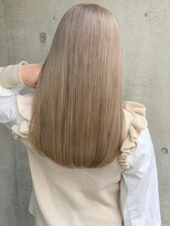 エリマバイフィフス 調布(elima by fifth)&nbsp;調布ダブルカラーマッシュショートカットミルクティーベージュ