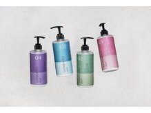 柔らかい髪が輝きを呼び、思わず寄り道したくなる。