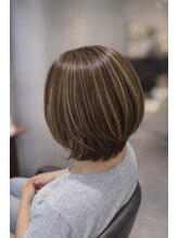 【白髪染めに頼らない、新しいカラー習慣】