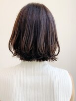 トゥーナ 表参道(tona) ミディアムレイヤー、外ハネボブ、グレージュ、脱白髪染め☆