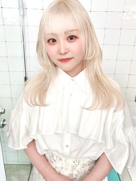 フウ(fuh) ホワイトブロンド/ブロンド/ホワイトベージュ/ホワイト/ベージュ