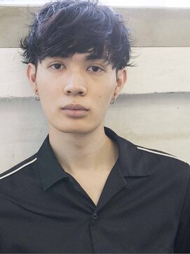 スー 渋谷(suu) 黒髪ショートカットメンズショートメンズマッシュセンターパート