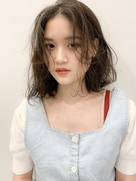 アンヘアー 元町三宮(UNHAIR) ラフミディアム