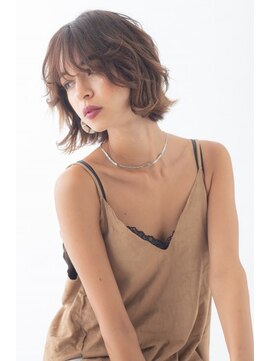 ワン 横浜(ONE005) 外国人風ランダムウェーブ【横浜】