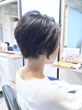 シェリル ヘアーアンドビューティー(cherir HAIR&BEAUTY) くすみブルーお客様ショートスタイル♪