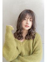 メーヴェ(Mowen) mowen 南堀江　ミルクティーベージュ×ゆる巻きミディアム