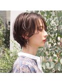 柔らかさと丸みのある抜け感ショート