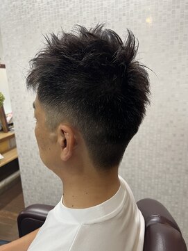 ヘアーズフェロー(Hair's Fellow) メンズレイヤーショートヘアー