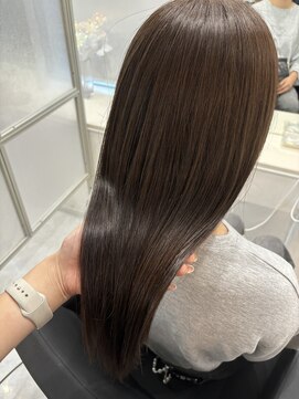 マーシュ 梅田(marshu) ［オベリクスカラー］Olive beige°○