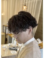 メンズギフト(men's GIFT)&nbsp;刈り上げツーブロック波巻きスパイラルパーマメンズマッシュ