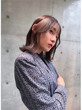 ロンド レア 天神大名店(Lond Le’a) イヤリングカラー/外ハネボブ /ワイドバング/レイヤーボブ