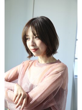 エクリボンヌ(equri bonne) 外はねボブ