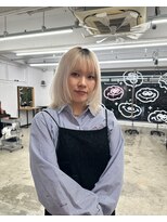 ソーソー(SoSo) ミディアムレイヤー似合わせカット