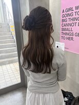 ウム(umu.)&nbsp;ヘアセット / ヘアアレンジ / くるみちゃんヘア / ハーフアップ