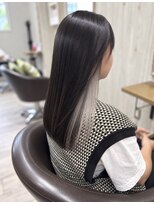 ヘアーアンドリラックス アミエ(hair&relax amie) 暗髪に映える、透明感ホワイトインナー