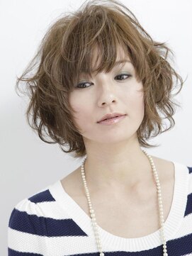 エムスラッシュ 本牧(M.SLASH) 【M.SLASH】ふわくしゅカールオリーブカラーのアンニュイボブ