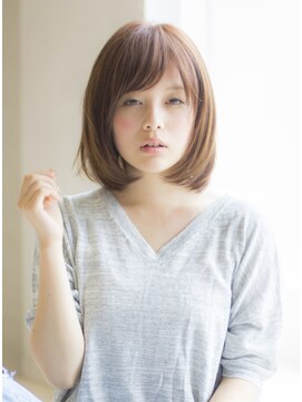 ラフ フロム ガーデン(Laf from GARDEN) 大人かわいいミルクティーピンクグレージュカラーロングボブ
