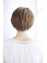 シュシュット(chouchoute)&nbsp;レイヤーカットウェットヘアデザインカラーオリーブベージュ/008