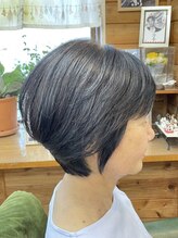 ヘアアンドエステキャロット 丸みショート