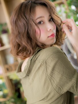カバーヘア ブリス 大宮西口(COVER HAIR bliss) かきあげ前髪小顔前下がりくせ毛風大人ボブh4大宮20代30代40代