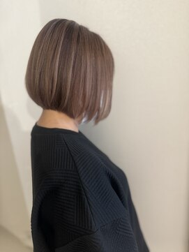 ヘアースタジオ ゼン カロン(Hair studio Zen kalon) レイヤーボブ、ハイライト