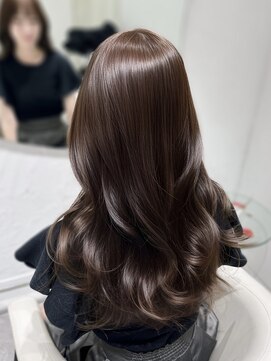 シーン(scene) 【Hikaru】透明感×艶感　ベージュ