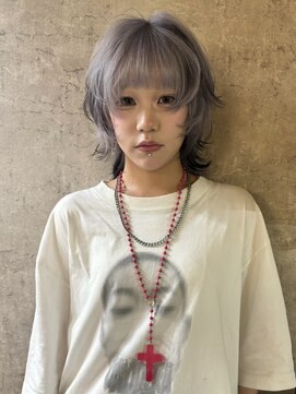 イル(iLe.) ブリーチ/ミディアムヘア/デザインカラー/フェイスフレーミング