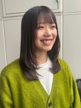 ヴィヴィ(VIVIE) 大人ガーリー似合わせミディアムレイヤーカットダークアッシュ