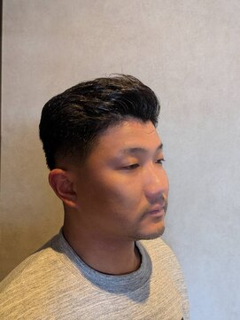 ワンワンオー バーバーショップ コンチネンタル(@110 BARBER SHOP continental) フェザーアップ
