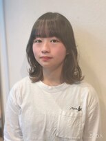 hyon myon/RISEbyREVO 綾瀬店【ヒョンミョン】&nbsp;ハッシュカット/デザインカラー/グレージュ[綾瀬駅/韓国ヘア]