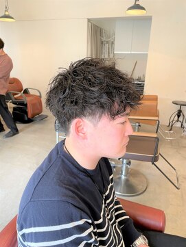 アンティコ(Antico) マッシュモテ髪束感ツーブロックショートツイストスパイラル流行