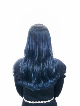 ホワイト 梅田(white) ＊グラデーション＊フェイクブルー