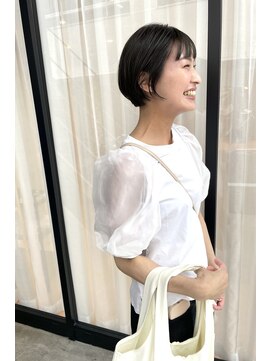 ティル(till) 【till_emi】ゆったりマッシュショートにマットアッシュ