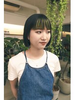 シカ(sica)&nbsp;前髪インナーカラーミニボブ