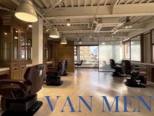 ヴァンメンズ(VAN MEN'S)の雰囲気（男性フロアと女性フロアに別れています。（春日井/高蔵寺））
