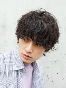 フィフスワン(fifth one) 波巻きパーマメンズパーマメンズヘアツーブロックツイストパーマ
