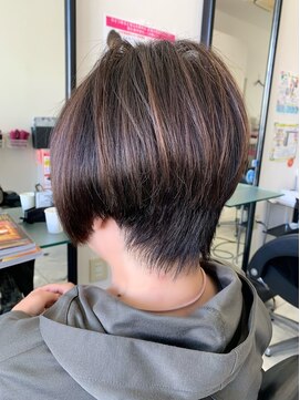 アヴソリューク(Absoluk) くびれショート