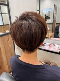 軽い動きのあるショートレイヤー[髪質改善/ヘアカラー/白髪染め]